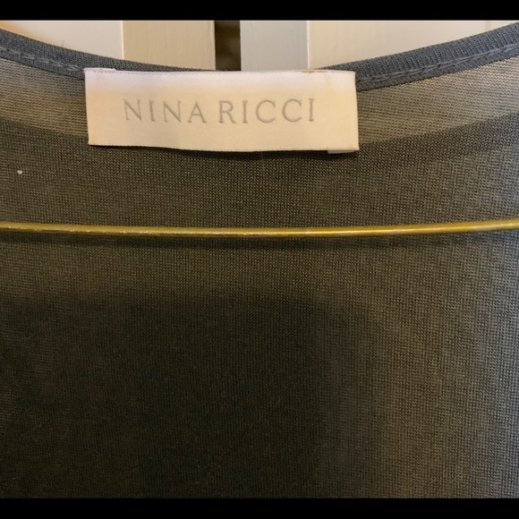 Nina Ricci Layered Feather Zipper Embellishment - Picture 7 of 7